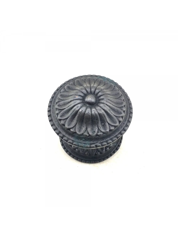 Antika Tarz Dekoratif Pirinç Papatya Kapı Babası - 73mm, Oksit&hellip;