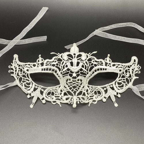 Beyaz Renk Dantel Kesim Dantel İşlemeli Balo Parti Maskesi 2 No Beyaz Renk Dantel Kesim Dantel İşlemeli Balo Parti Maskesi 2 No