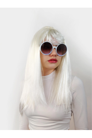 Beyaz Renk Uzun Düz Parti Peruğu… Beyaz Renk Uzun Düz Parti Peruğu…