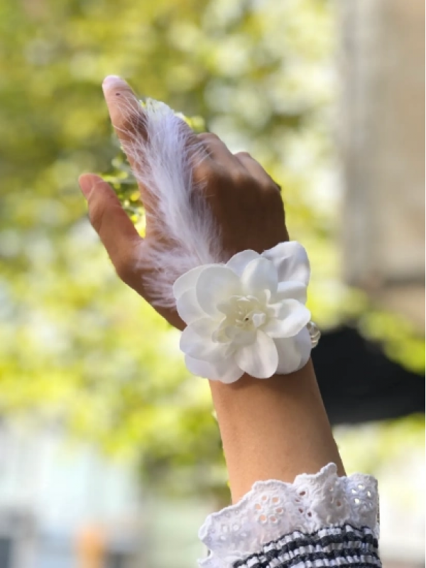 Bride To Be Nedime Gelin Bilekliği Tüy Ve İnci Boncuk Detaylı Beyaz Re&hellip;