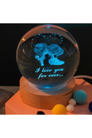 Dekoratif Öpüşen Sevgili Tasarımlı Ahşap Altlıklı Işıklı Ca…