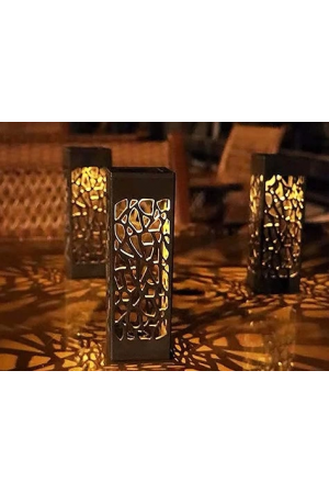 Dekoratif Solar Güneş Enerjili Bahçe Aydınlatması Yürüyüş Yol… Dekoratif Solar Güneş Enerjili Bahçe Aydınlatması Yürüyüş Yol…