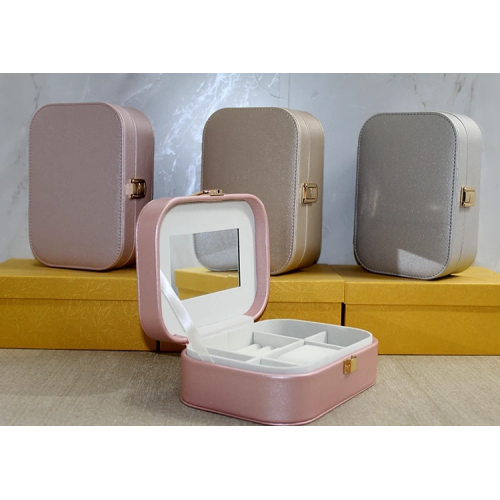 Deri Kaplamalı Makyaj Ve Takı Kutusu Alk3607