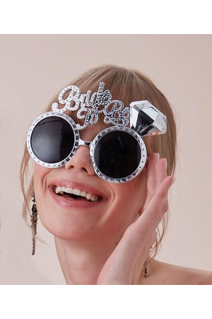 Gümüş Renk Bride To Be Yazılı Gelin Gözlüğü 15x10 Cm&hellip;
