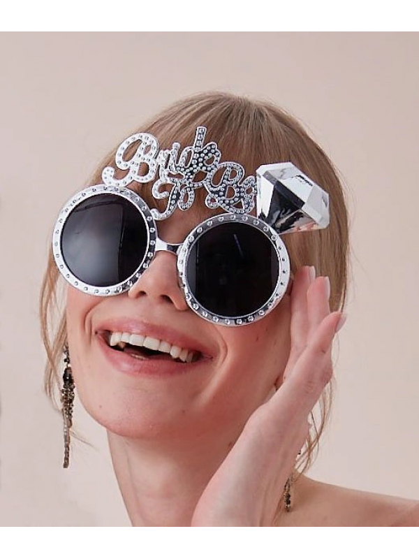 Gümüş Renk Bride To Be Yazılı Gelin Gözlüğü 15x10 Cm&hellip;