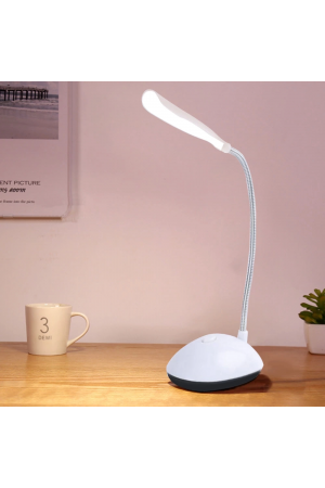 Küçük Boy Masa Lambasi…