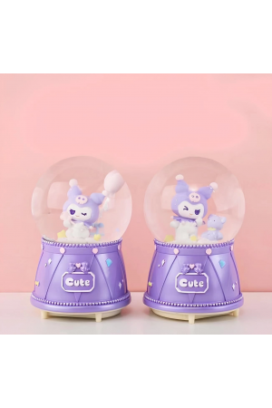 Kuromi Işıklı Müzikli Kar Küresi Orta Boy Alk3118… Kuromi Işıklı Müzikli Kar Küresi Orta Boy Alk3118…