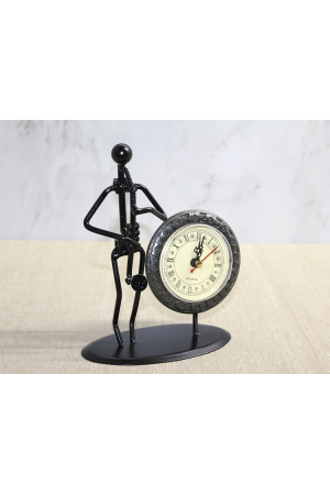 Metal Saatli Saksafon Çalan Müzisyen Alk4335&hellip;