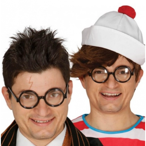 Siyah Çerçeveli Numarasız Camlı Öğrenci Şaka Gözlüğü 1 Adet Siyah Çerçeveli Numarasız Camlı Öğrenci Şaka Gözlüğü 1 Adet