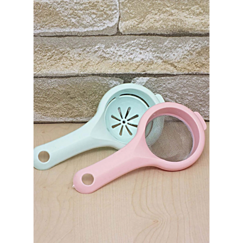 Yumurta Akı Ayırıcı Ve Çay Süzgeci 2li Set Yumurta Akı Ayırıcı Ve Çay Süzgeci 2li Set
