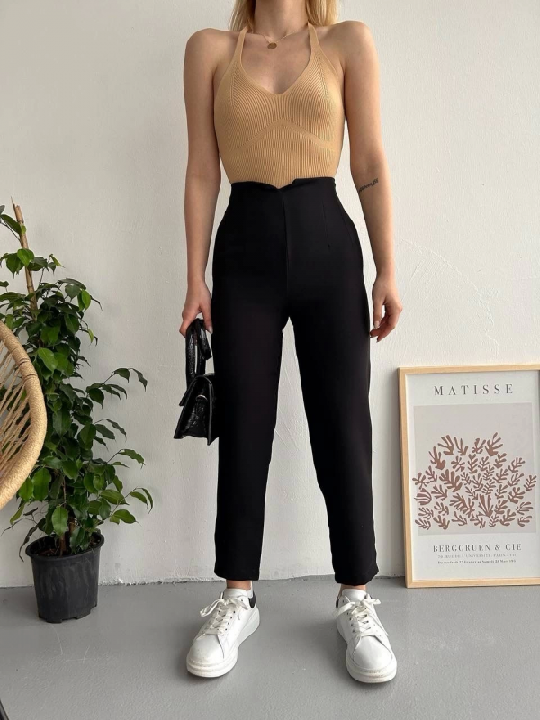 Atlas fletolu pantolon siyah… Atlas fletolu pantolon siyah…