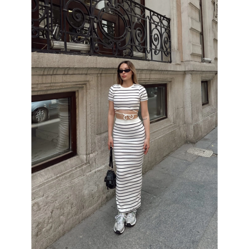 Çizgili etekli takım beyaz s3609