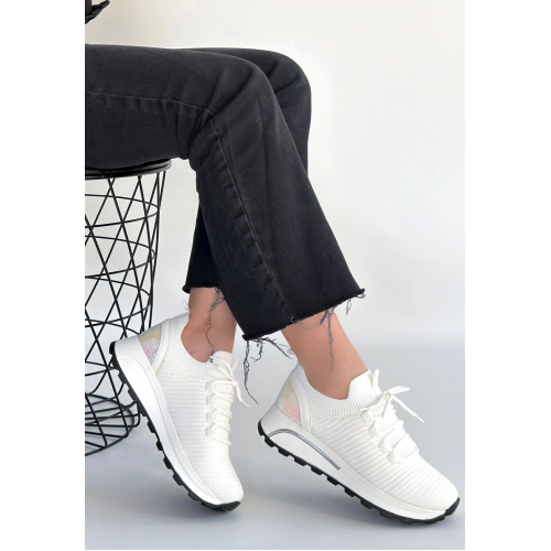 Feort Beyaz Triko Bağcıklı Spor Ayakkabı Feort Beyaz Triko Bağcıklı Spor Ayakkabı