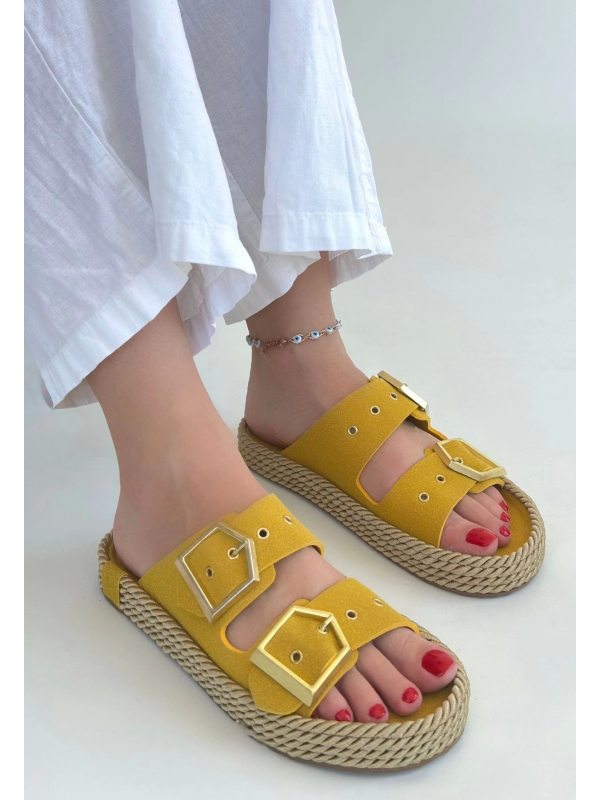 Loera Sarı Nubuk Çift Tokalı Terlik… Loera Sarı Nubuk Çift Tokalı Terlik…