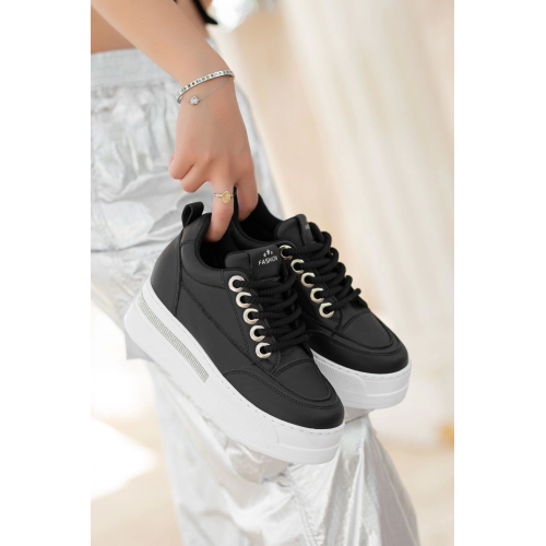 Lulu Siyah Cilt Beyaz Tabanlı Bağcıklı Spor Ayakkabı