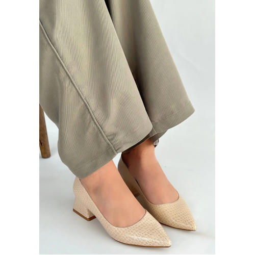 Meort Bej Rugan Topuklu Ayakkabı