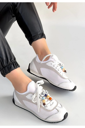 Riaf Beyaz Cilt Bağcıklı Spor Ayakkabı… Riaf Beyaz Cilt Bağcıklı Spor Ayakkabı…