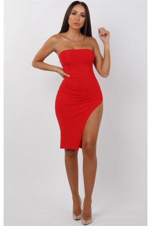 Kırmızı Elbise&hellip;