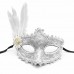 Lüks Beyaz Tüylü Venedik Maskesi – Taşlı Dantel Tasarım