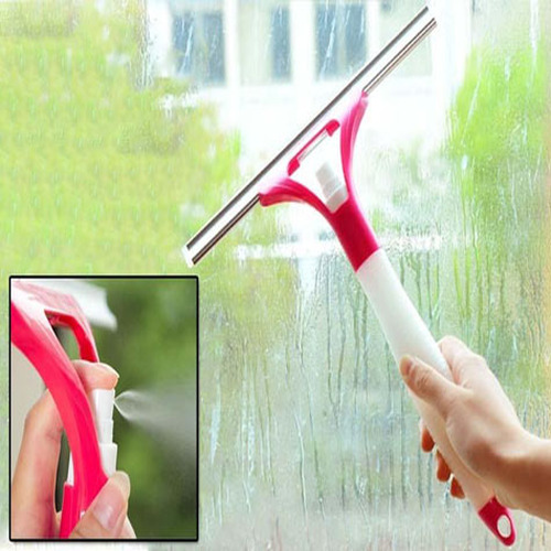 Su Hazneli ve Spreyli Cam Silme Aparatı Su Hazneli ve Spreyli Cam Silme Aparatı